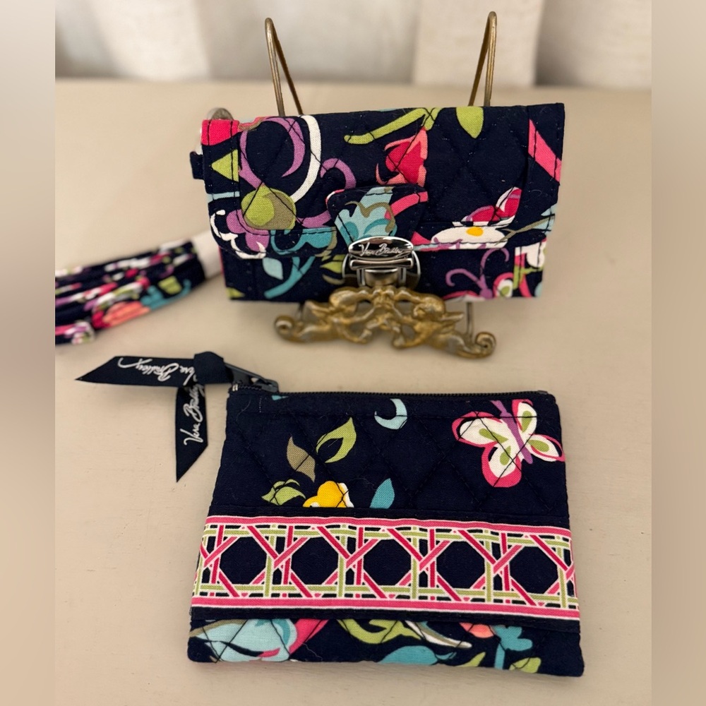 Vera Bradley 2pc Set 🎀 Retired Ribbons Navy Quilted Wallet & Coin Purse